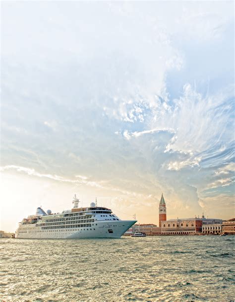 The 5 Best Mediterranean Cruises