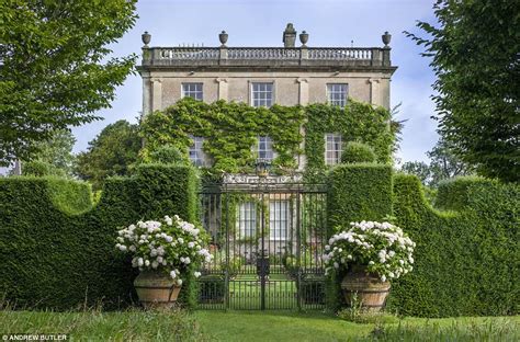 Secrets of Prince Charles' gorgeous Highgrove garden revealed in new ...