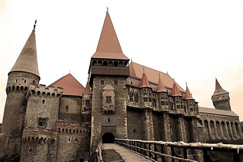 Castles in Europe: Hunedoara