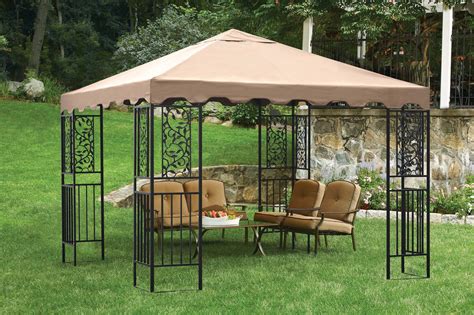 20 Beautiful Yards With Outdoor Canopy Designs