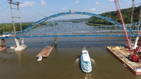 New Mississippi River bridge connects Ill. and Iowa | Equipment World