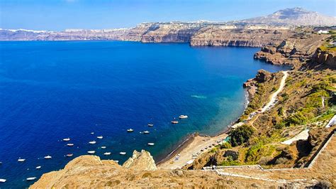 Beaches in Oia - Santorini