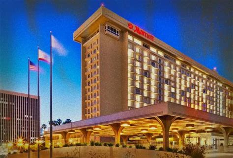 Los Angeles Airport Marriott - FrightFind