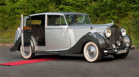 Classic Rolls Royce 1947 Silver Wraith - Atlantic Limousine