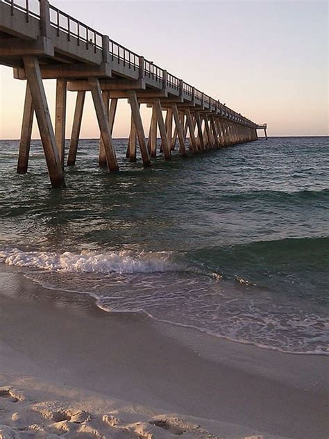 Navarre Beach Pier Surf Photo by Jamie garland | 12:00 am 9 Jun 2013