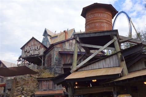 Dollywood's Thrill Rides, Ranked - Roadtrips & Rollercoasters