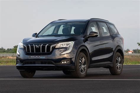 Mahindra XUV700 AX5 On-Road Price and Offers in Bangalore ...