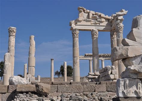 Pergamon Acropolis & Asclepion private tour | Audley Travel