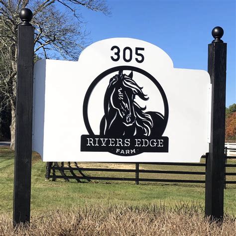 Calling All Ranchers! This Personalized Horse Ranch Sign is Perfect ...