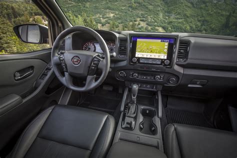 2022 Nissan Frontier Review: Brawny Makeover Creates a Tough Toyota ...