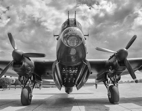 Lancaster bomber 75th anniversary - Stunning pictures show WW2 bomber ...