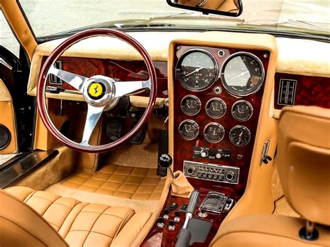 Ferrari 365 Daytona Shooting Break interior : r/carporn