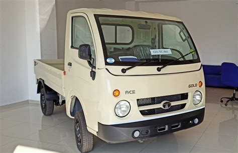 Tata Ace Gold Petrol, 30 Hp, Mpfi, Cargo Motors Private Limited | ID ...