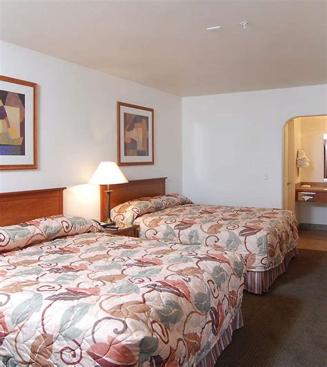 Spacious Guest Rooms in Tolleson, AZ | Premier Inns Tolleson