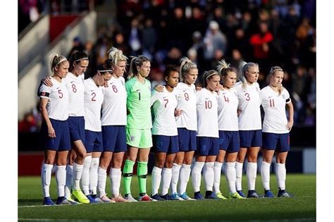 Lionesses finish 2018 with defeat - Bitter and Blue