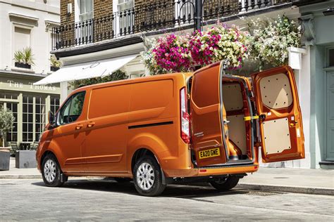 Ford Transit Custom Plug-In Hybrid electric van dimensions (2019-on ...