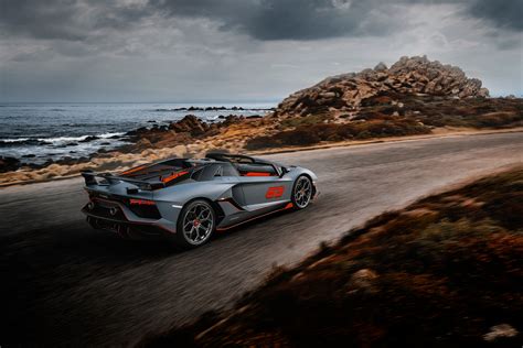 Aventador SVJ 63 Roadster: Play with the Car Configurator