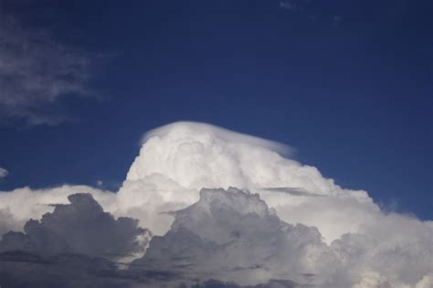 Pileus / Cap Cloud photographs photography photos pictures clouds images