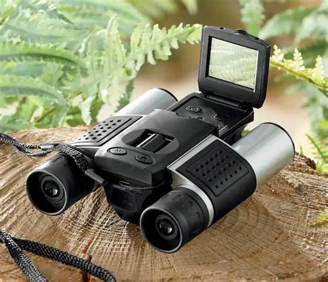 Best Binoculars with Built-In Cameras [My Top 5 for 2022 ...