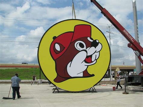 Fun Facts About The Buc-ee's Infamous Beaver Logo, 58% OFF