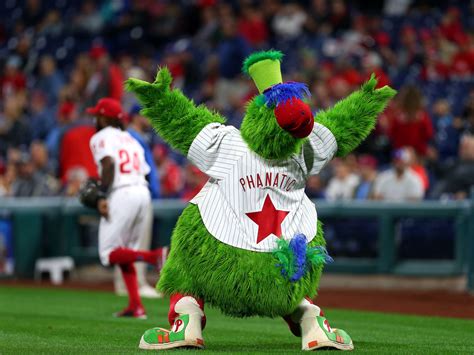 Phillies Mascot / The Fight For The Phillie Phanatic Who Owns The ...