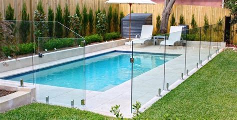 How to Install a Frameless Glass Pool Fence in Sydney?