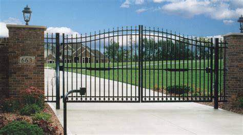 Aluminum Gates for Residential - Commercial - Industrial Applications