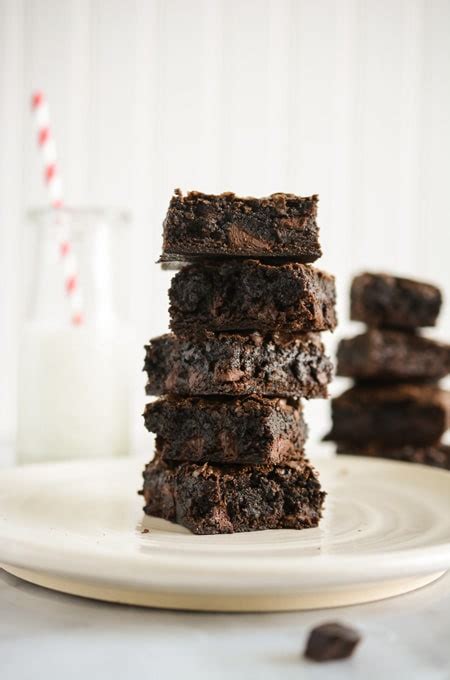 Chewy Brownies - The Cake Chica