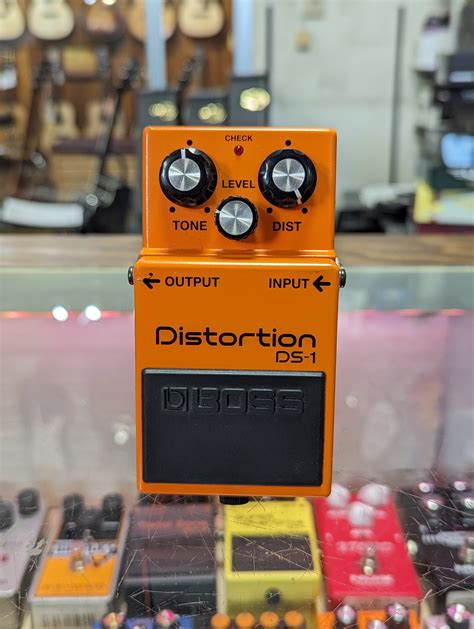 Boss DS-1 Distortion Pedal (Used) – Acoustic Music Shop