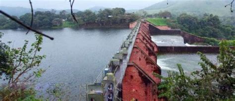 Mullaperiyar Dam - Live Kerala