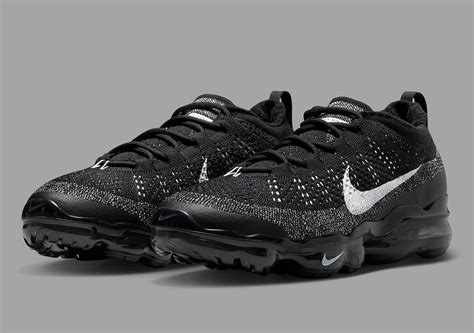 Nike Vapormax Flyknit 2023 "Black/White" DV1678-001 | SneakerNews.com