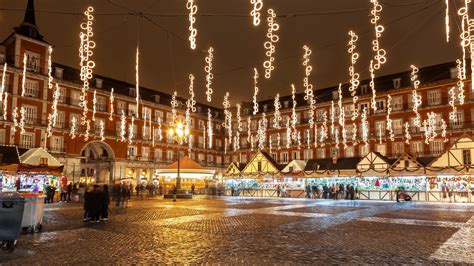 Feria de Navidad de Madrid | Christmas in spain, Christmas market, Spain