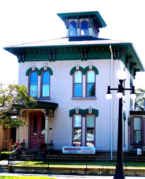 Marshall, MI | Historic homes, Old victorian homes, Victorian homes