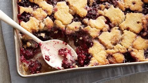 Top 4 Blackberry Cobbler Recipes