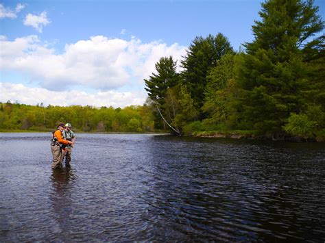 Kennebec River Fly Fishing Guides - Maine River Guides | Maine River Guides