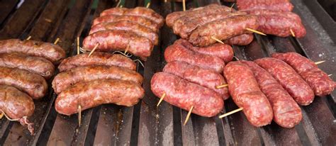 Barbecued Snags | TOP 10 Traditional Australian Foods you MUST try ...