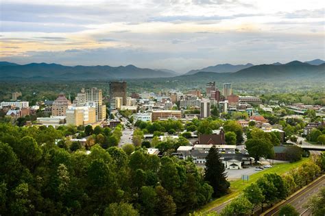 Top 10 Tourist Attractions in Asheville, North Carolina