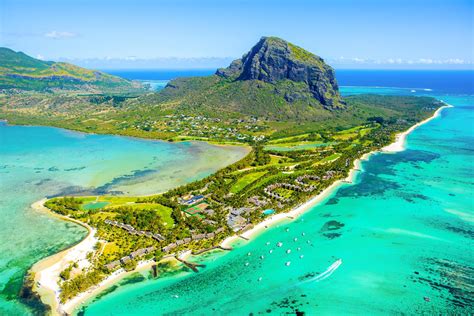 10 Best Beaches in Mauritius