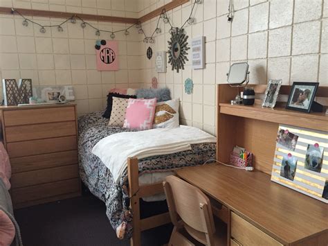 University of Pittsburgh Dorm Room | Cool dorm rooms, Dorm room, Dorm