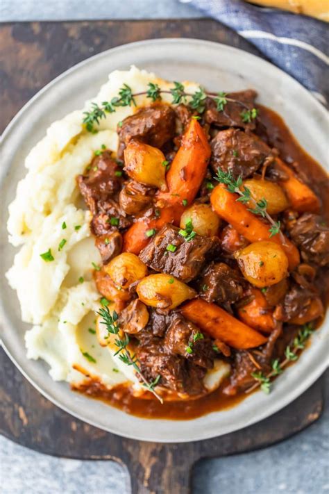 Beef Bourguignon Recipe (Beef Burgundy Recipe) - VIDEO!!