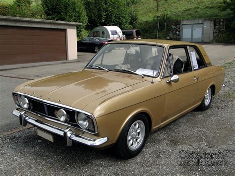 Ford Cortina 1600E mk2 berline 2 portes-1970 - Oldiesfan67 "Mon blog auto"