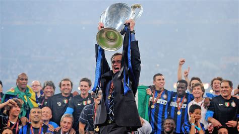 27 Jose Mourinho Inter Milan Champions League trophy - Goal.com