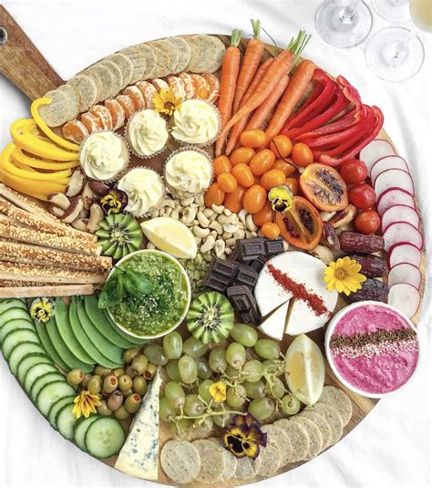 How to Make an Epic Healthy Platter + 6 Board Ideas