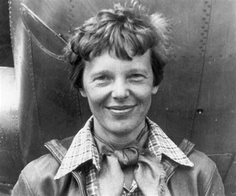 Amelia Earhart Biography - Facts, Childhood, Family Life & Achievements