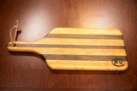 Cutting Board with Handle Style 2