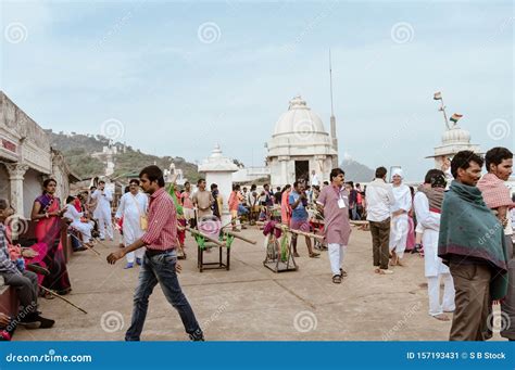 Parasnath, Giridih, Jharkhand, India May 2018 - Hindu Jain Pilgrims ...