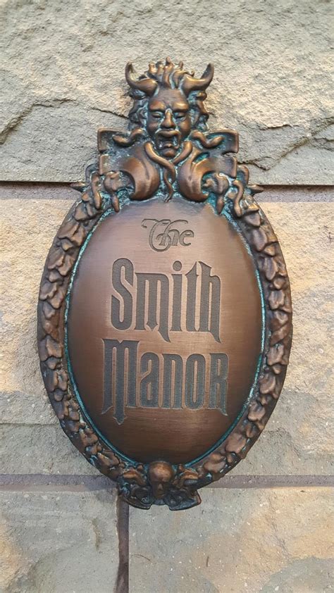 Customizeable Haunted Mansion Attraction Plaque - Etsy | Disney room ...