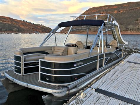 27′ Godfrey Sweetwater Pontoon – Buckhorn Ridge Outfitters