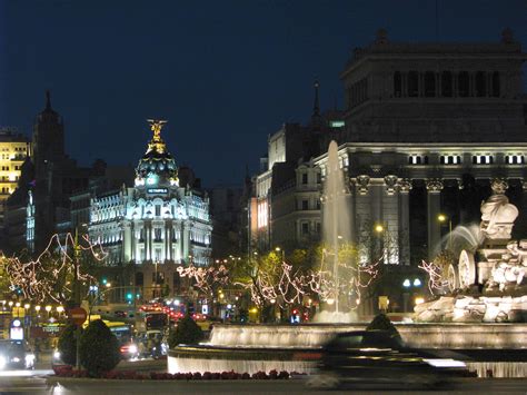 File:Plaza de Cibeles (Madrid) 05.jpg - Wikimedia Commons