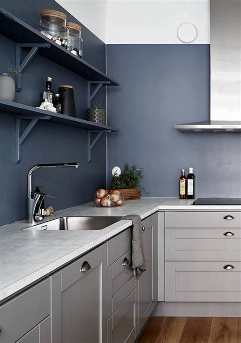 Kitchen in warm grey and petrol blue - COCO LAPINE DESIGN | Grey ...